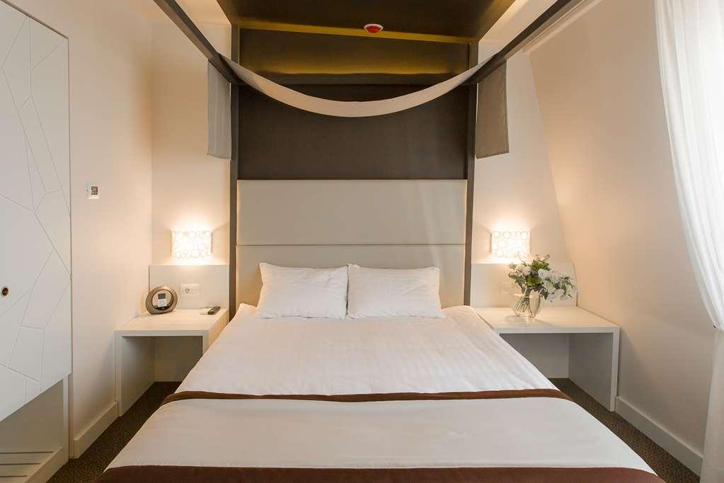Hotel Uno Design 4*
